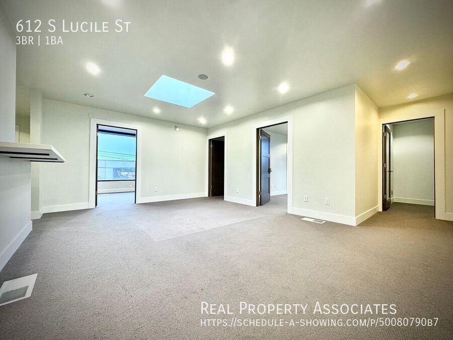 612 S Lucile St - Photo 5 of 20