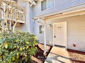 515 112th St Se #B8 - Photo 1 of 1