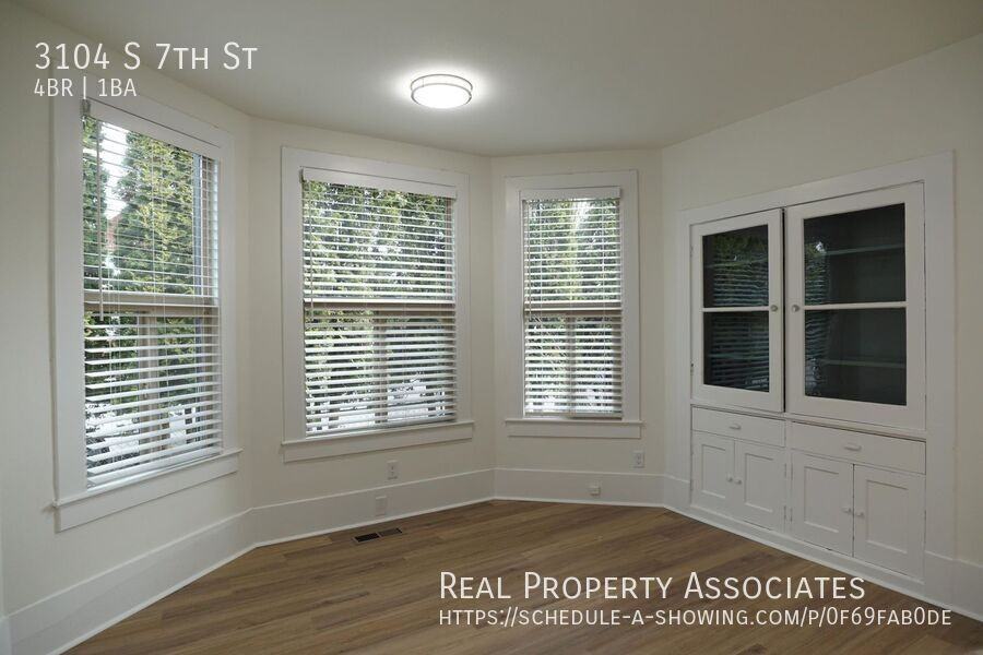 3104 S 7th St - Photo 5 of 25