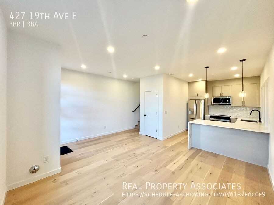 427 19th Ave E - Photo 2 of 30