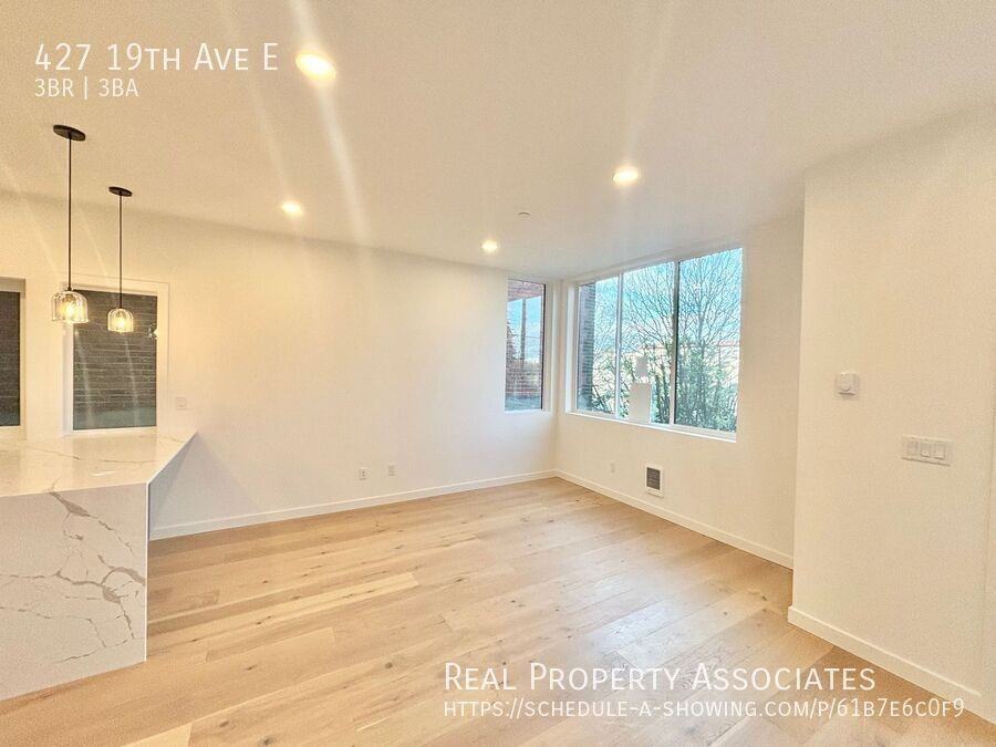 427 19th Ave E - Photo 6 of 30