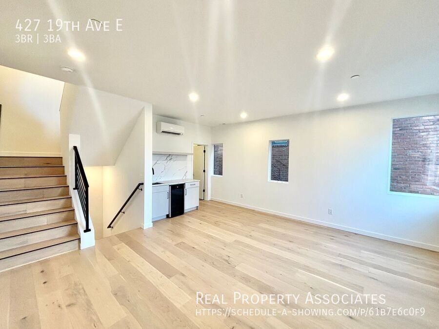 427 19th Ave E - Photo 7 of 30