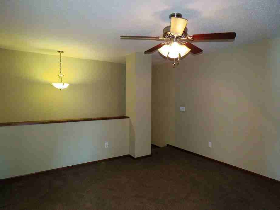 3471 Maureen Ln - Photo 4 of 9