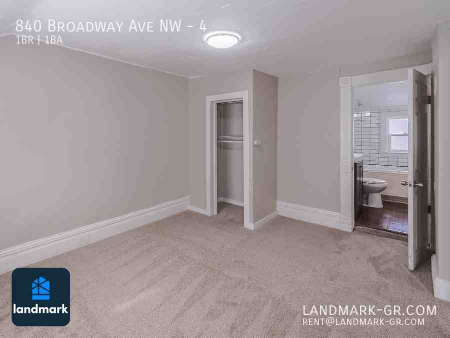 840 Broadway Ave Nw #4 - Photo 6 of 14