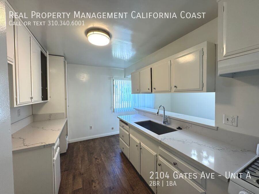 2104 Gates Ave #A - Photo 4 of 8