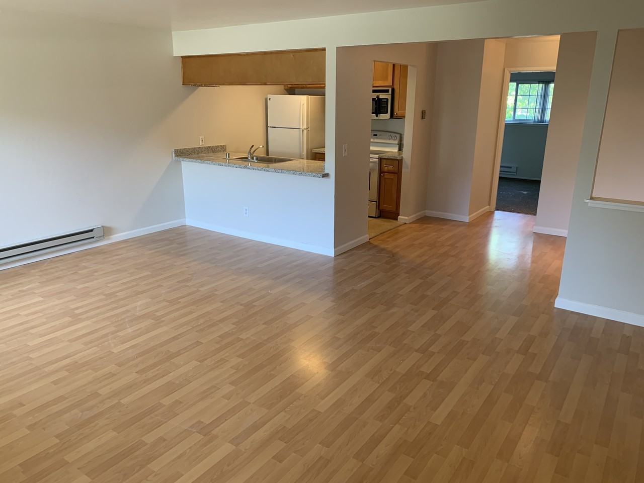 240 Hollis Ave #22 - Photo 4 of 34