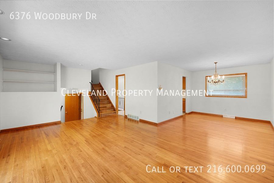 6376 Woodbury Dr - Photo 4 of 24