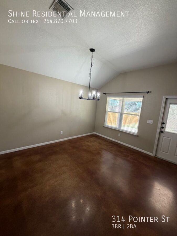 314 Pointer St - Photo 4 of 21