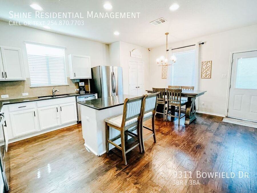 9311 Bowfield Dr - Photo 4 of 18