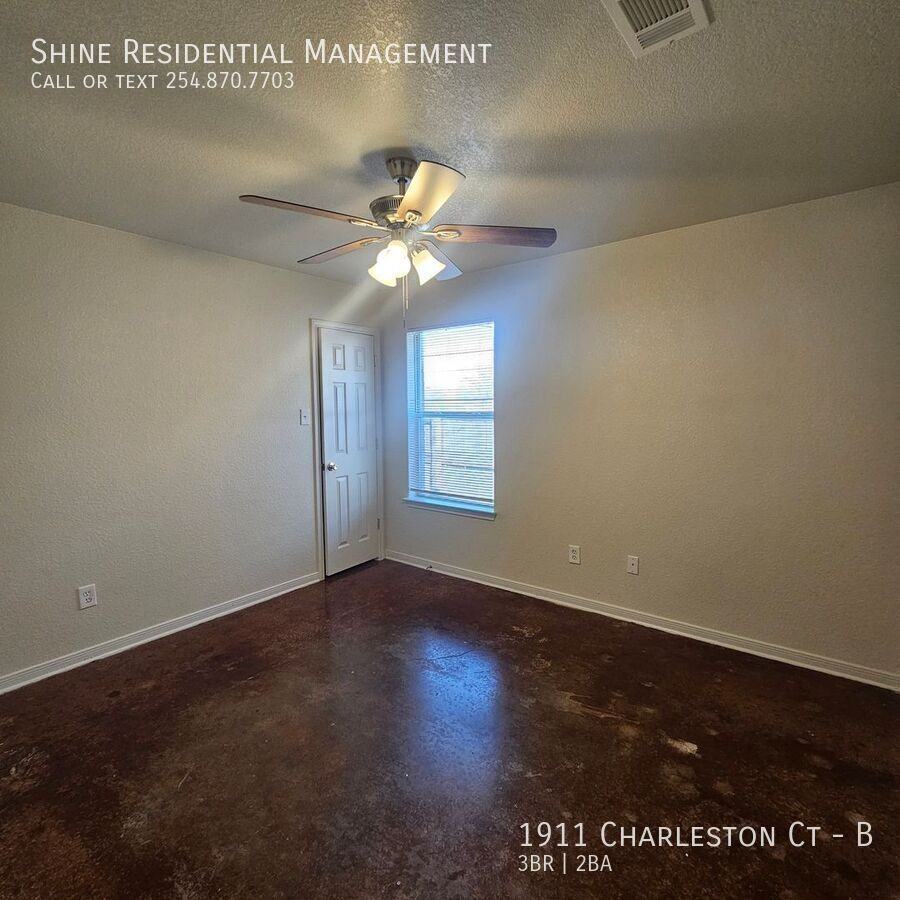 1911 Charleston Ct #B - Photo 5 of 9