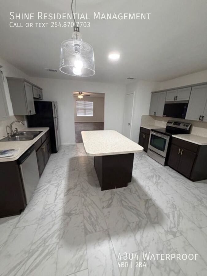 4304 Waterproof - Photo 6 of 26