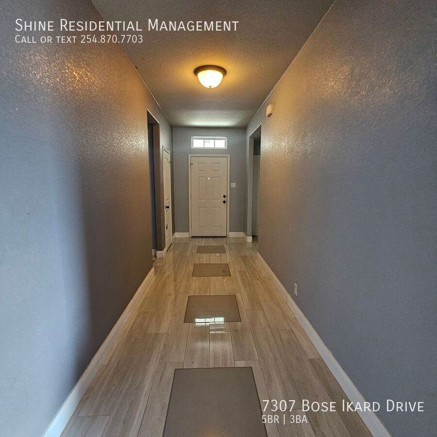 7307 Bose Ikard Dr - Photo 2 of 14