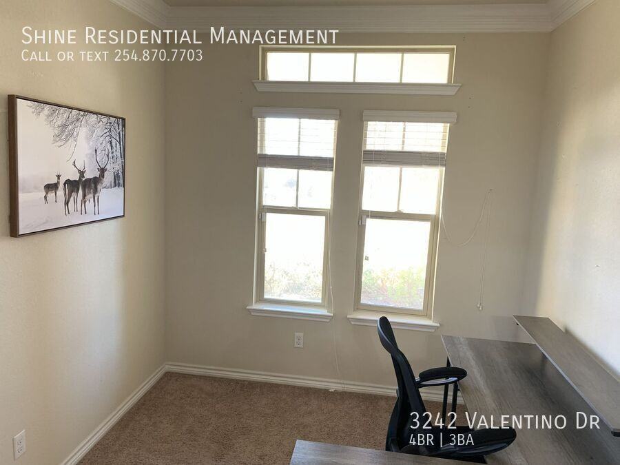 3242 Valentino Dr - Photo 5 of 24