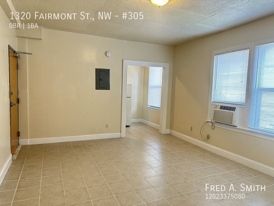 1320 Fairmont St Nw #305 - Photo 4 of 5