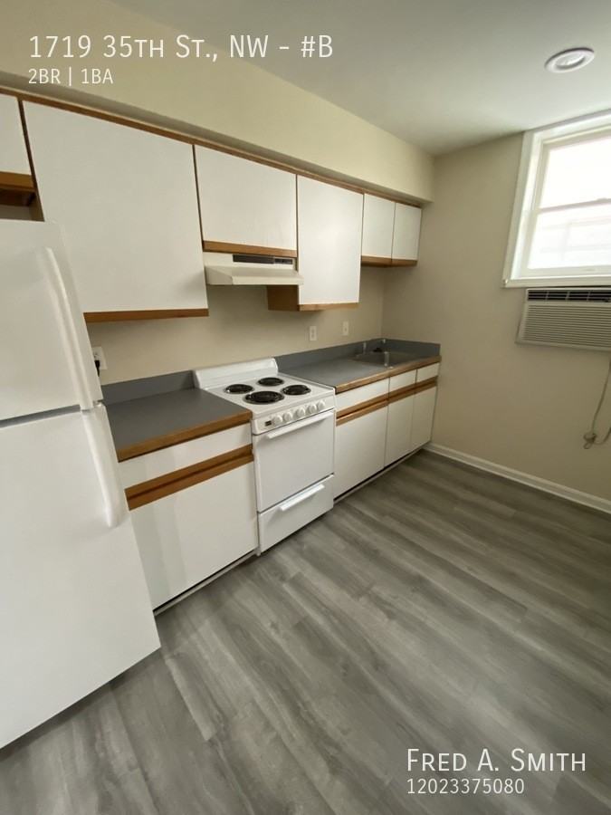 1719 35th St Nw #B - Photo 5 of 18