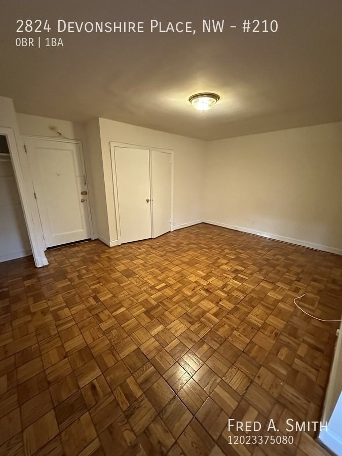 2824 Devonshire Pl Nw #210 - Photo 5 of 7