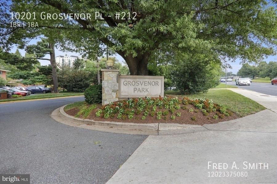 10201 Grosvenor Pl #212 - Photo 2 of 18