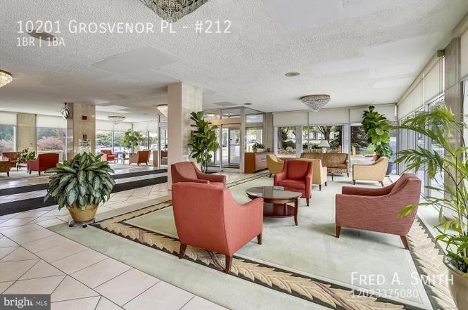 10201 Grosvenor Pl #212 - Photo 3 of 18