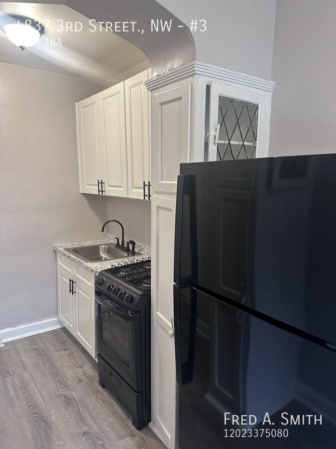 4837 3rd St Nw #3 - Photo 5 of 11