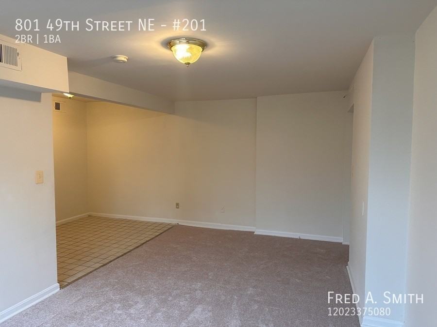 801 49th St Ne #201 - Photo 3 of 11