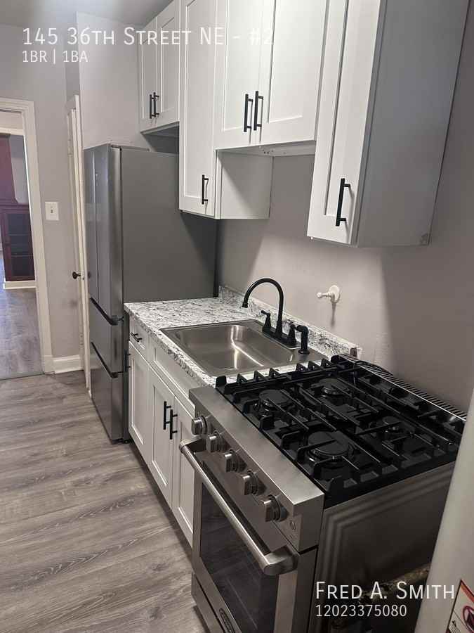 145 36th St Ne #2 - Photo 6 of 12