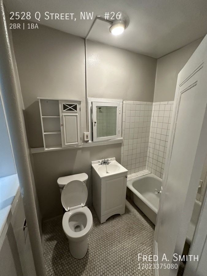 2528 Q St Nw #26 - Photo 5 of 7