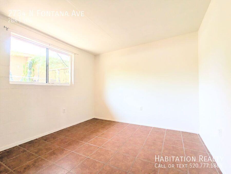 2734 N Fontana Ave - Photo 7 of 15