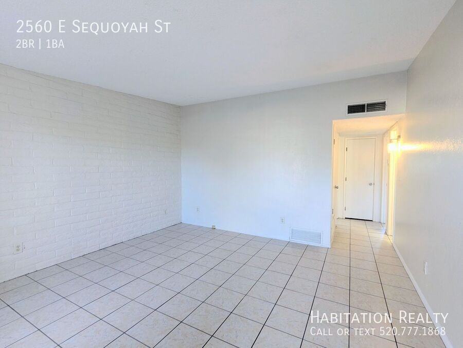 2560 E Sequoyah St - Photo 5 of 15