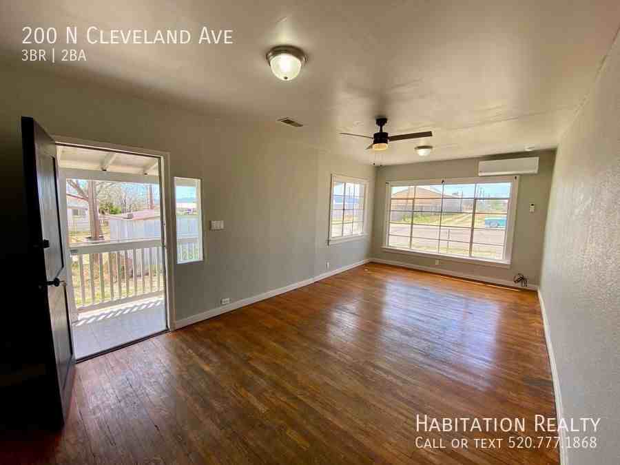 200 N Cleveland Ave - Photo 6 of 30