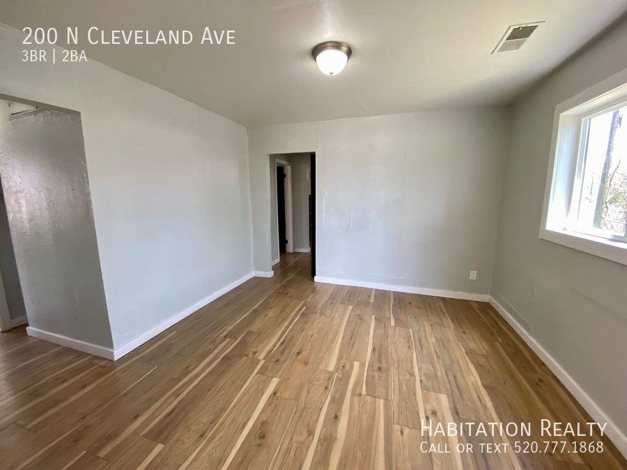 200 N Cleveland Ave - Photo 7 of 30