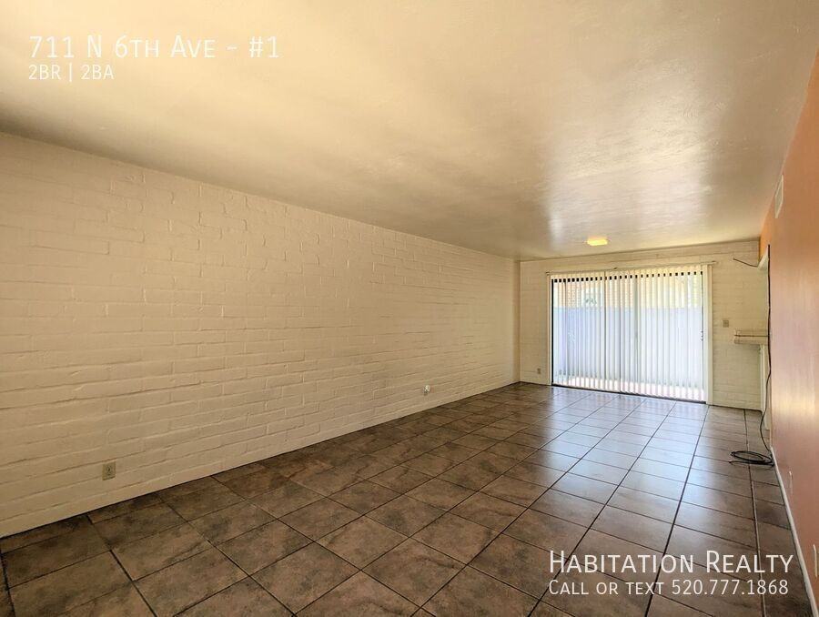 711 N 6th Ave #1 - Photo 2 of 12