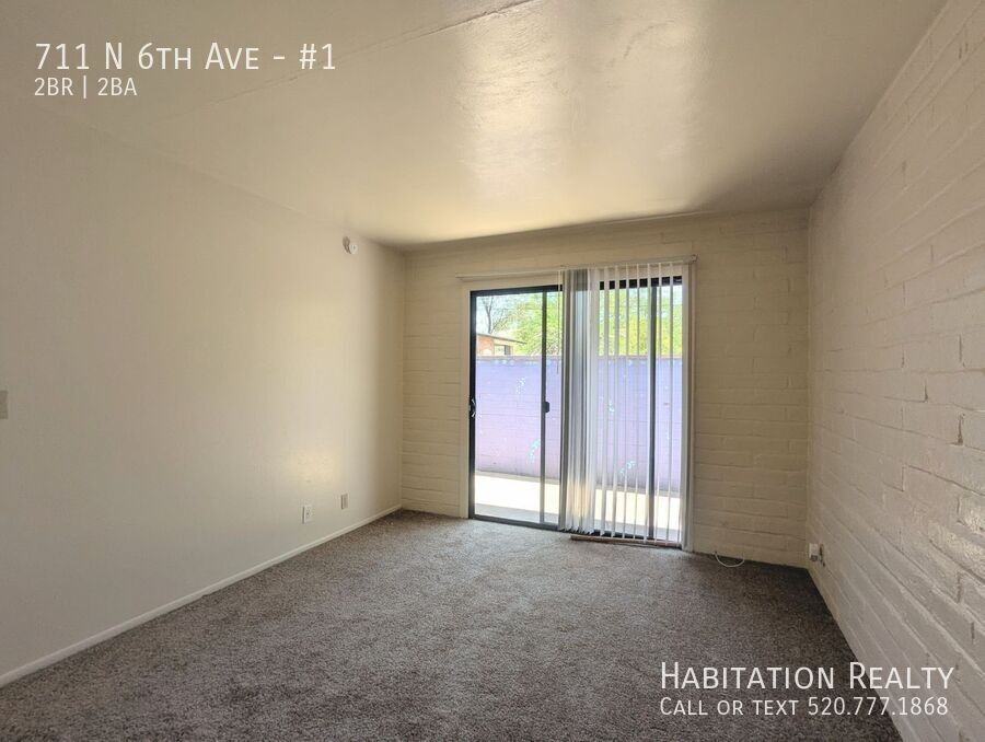 711 N 6th Ave #1 - Photo 5 of 12
