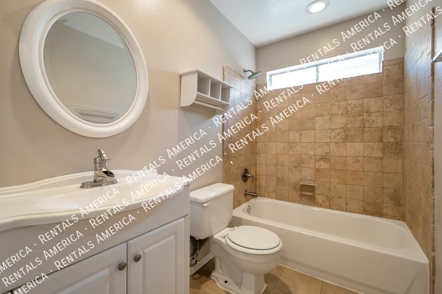 3435 W Frankfurt Dr - Photo 3 of 21