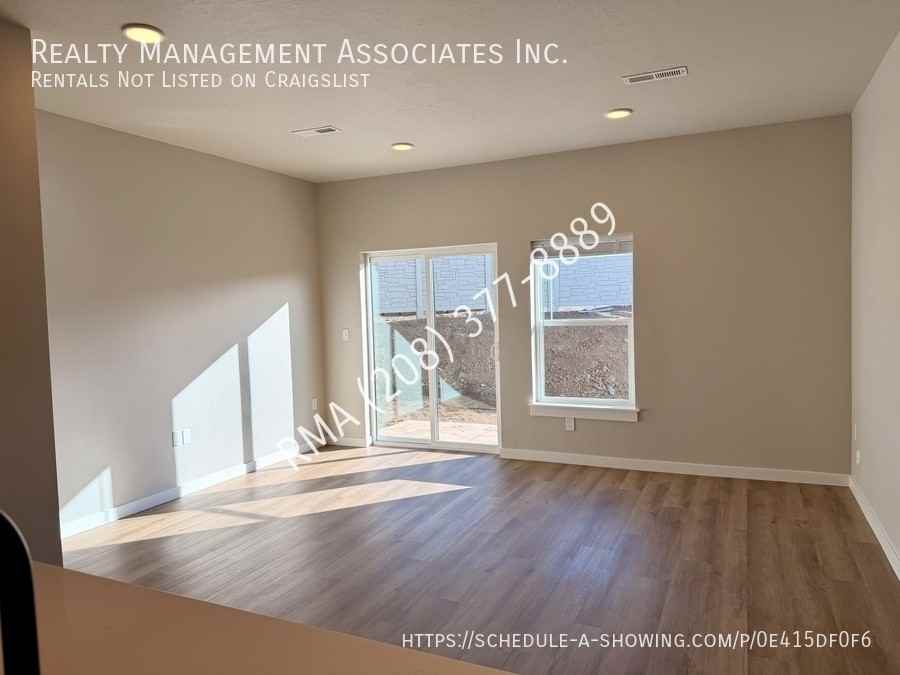 13817 W Audra Ln #102 - Photo 6 of 22