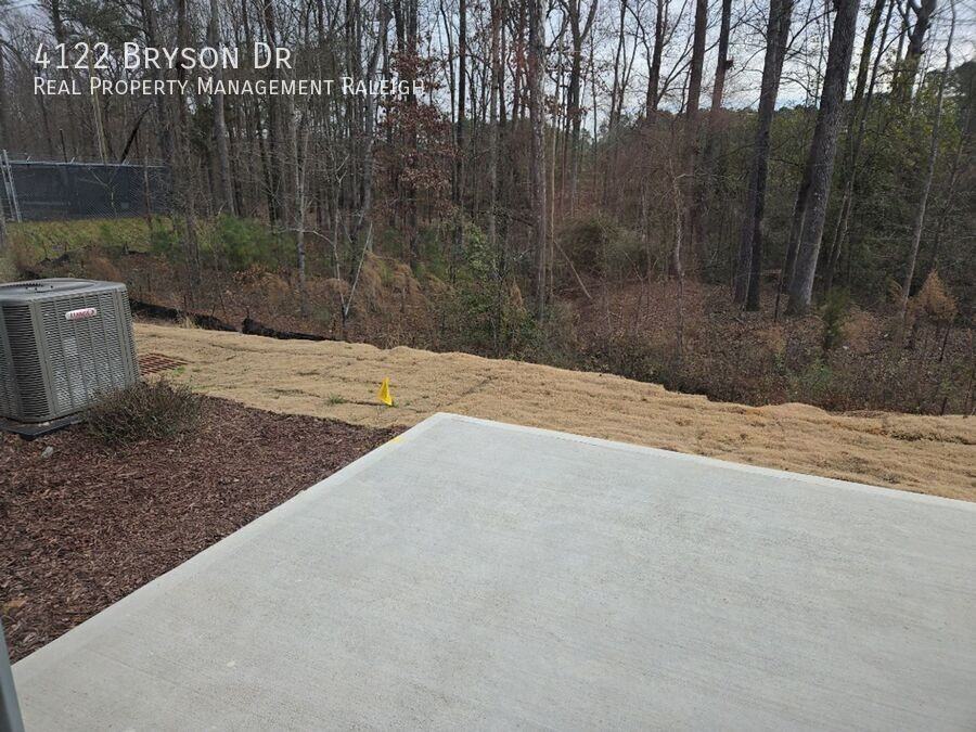 4122 Bryson Dr - Photo 5 of 14