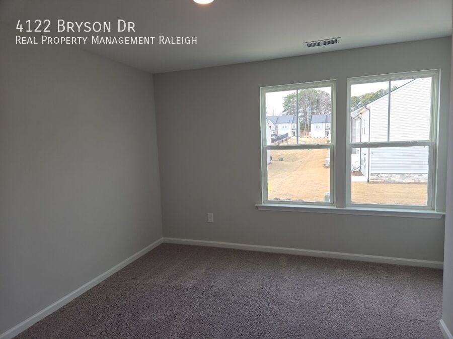 4122 Bryson Dr - Photo 7 of 14
