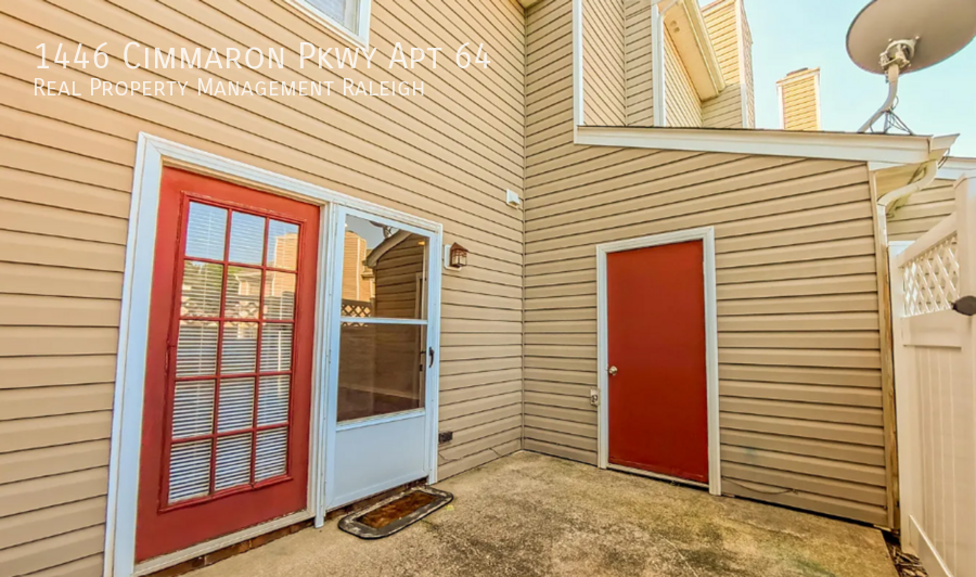 1446 Cimarron Pkwy Apt 64 - Photo 4 of 12