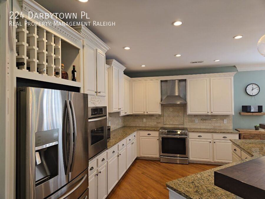 224 Darbytown Pl - Photo 4 of 26