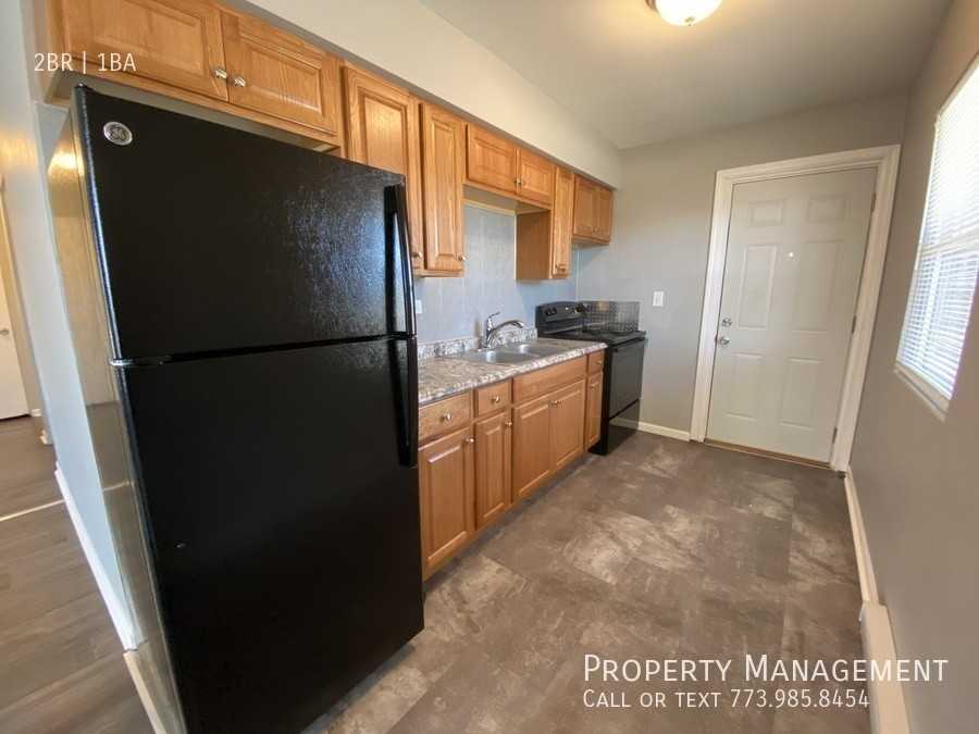 Hebron & Hebron #2BD - Photo 2 of 15