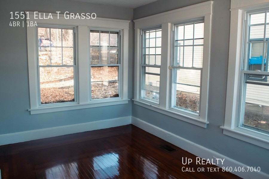 1551 Ella T Grasso Blvd - Photo 7 of 11