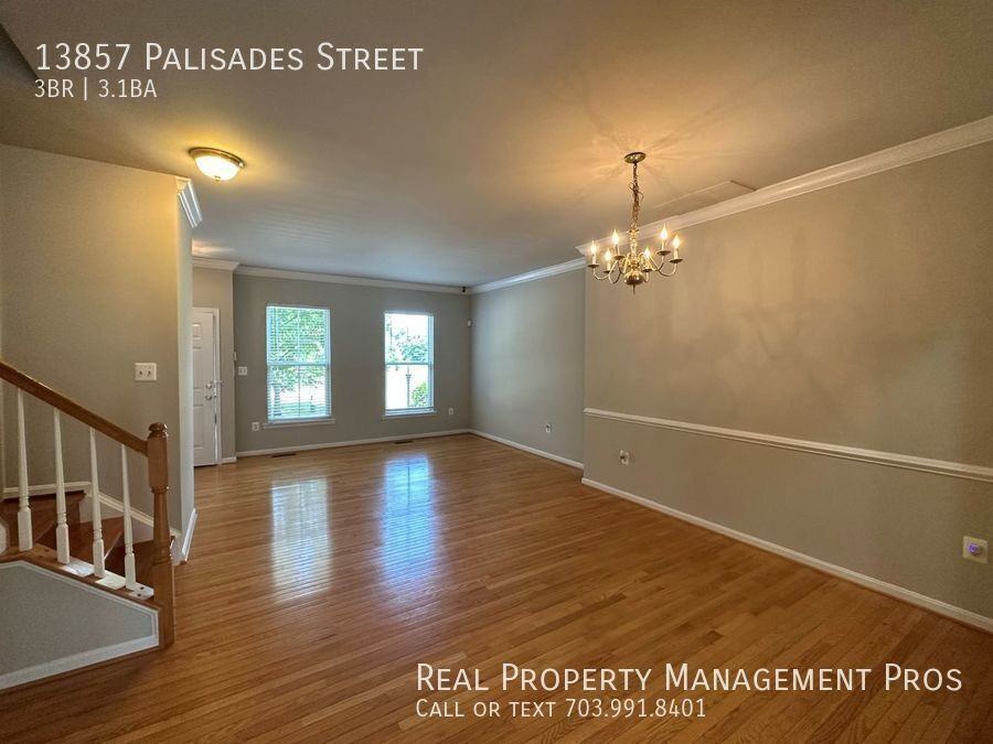 13857 Palisades St - Photo 4 of 29