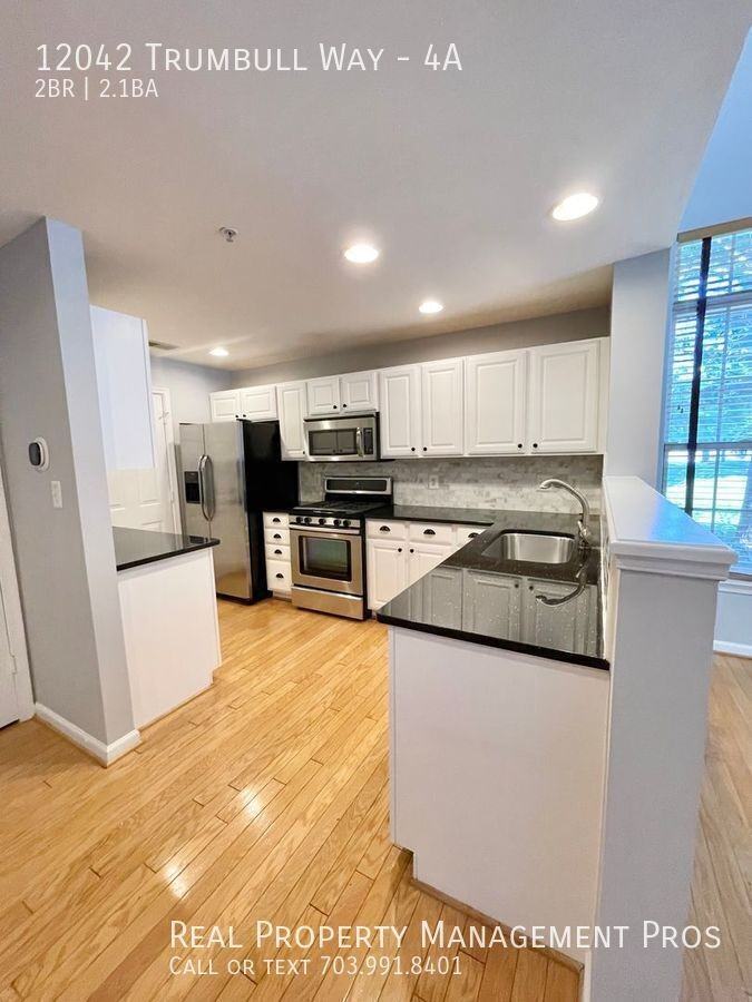 12042 Trumbull Way #4A - Photo 3 of 34