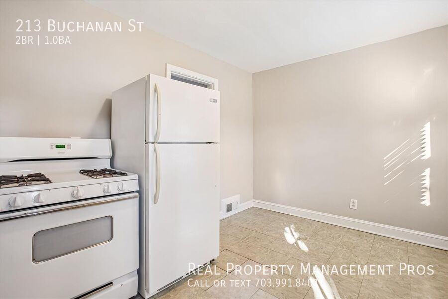 213 Buchanan St - Photo 7 of 29