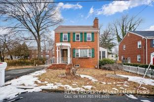 3863 2nd St N - Photo 1 of 1