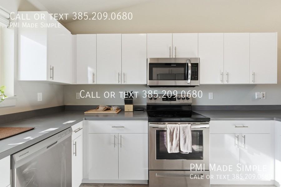 1140 W 950 N #A402 - Photo 7 of 42