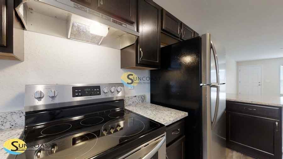 9520 N Camel Dr - Photo 5 of 25