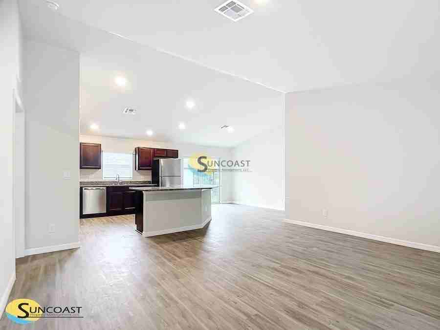 14355 Sw 44th Ct - Photo 3 of 29