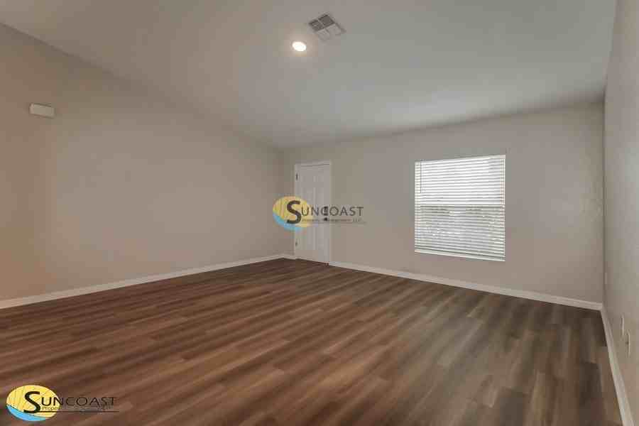 6401 E Gentry St - Photo 3 of 20