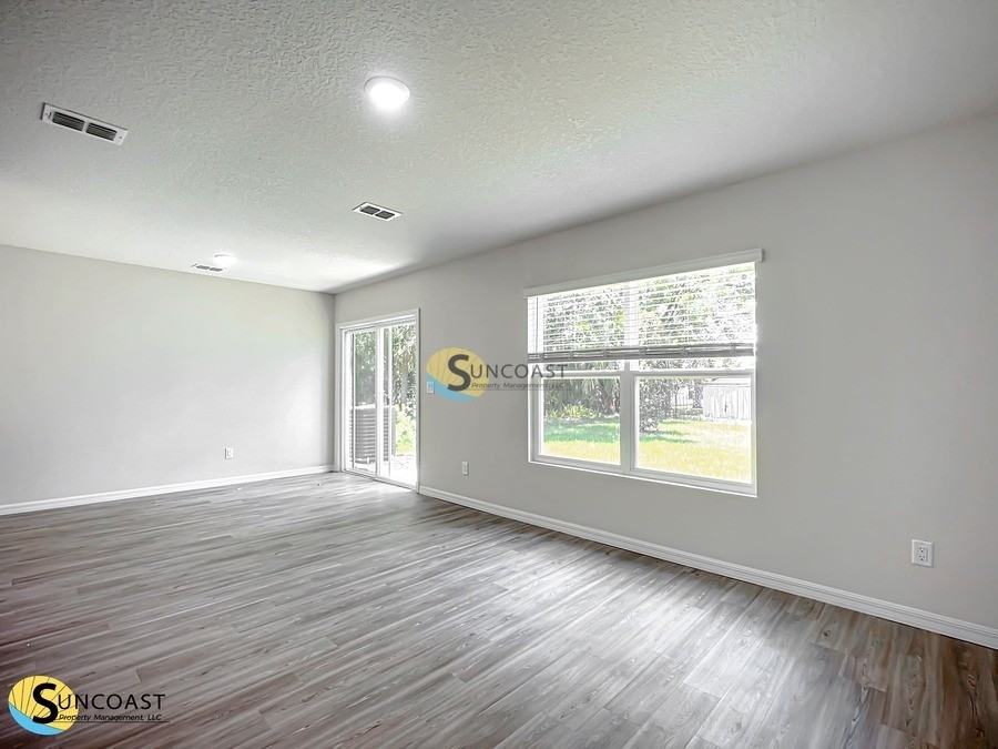 1 Seckel Ct #A - Photo 7 of 24