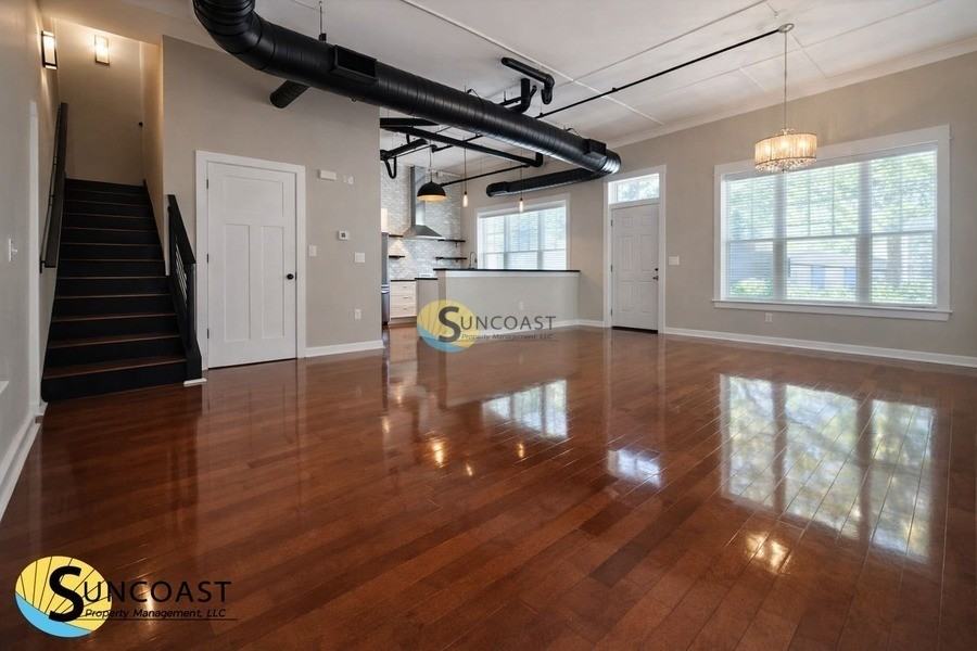 1661 Riverside Ave #117 - Photo 5 of 23